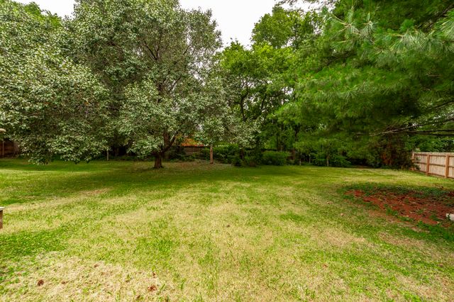 2514 Wellington Pl, Murfreesboro, TN 37128