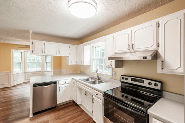 2514 Wellington Pl, Murfreesboro, TN 37128