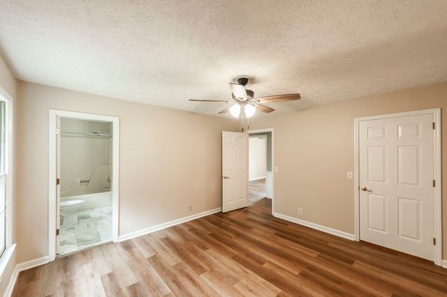 2514 Wellington Pl, Murfreesboro, TN 37128