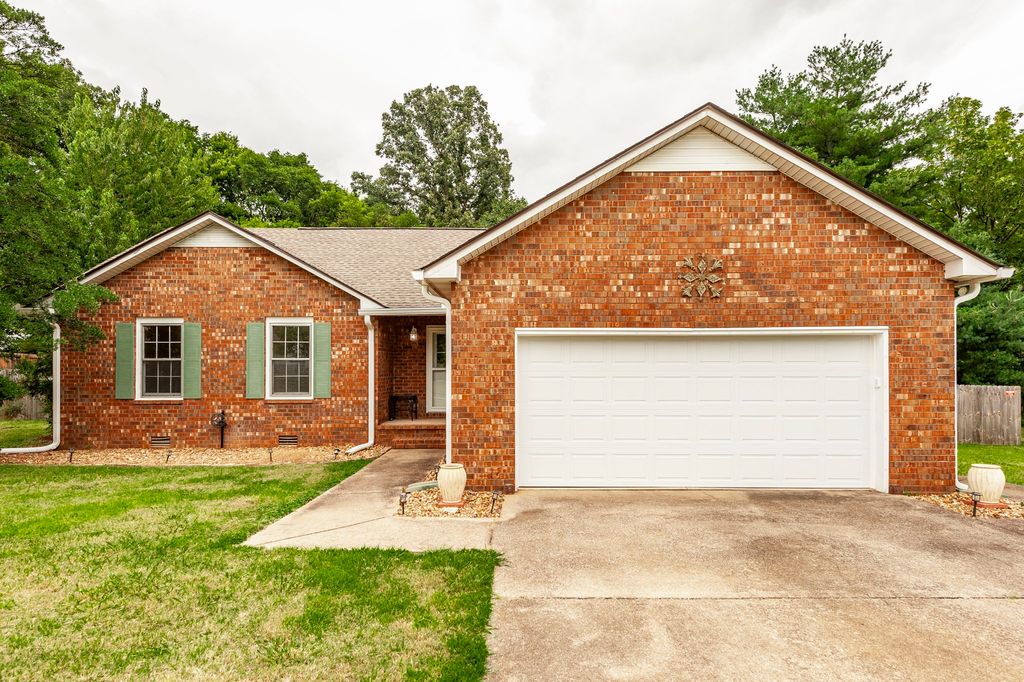 2514 Wellington Pl, Murfreesboro, TN 37128