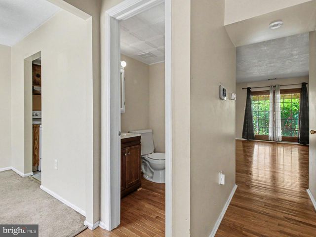 17918 HICKORY LN, Hagerstown, MD 21740