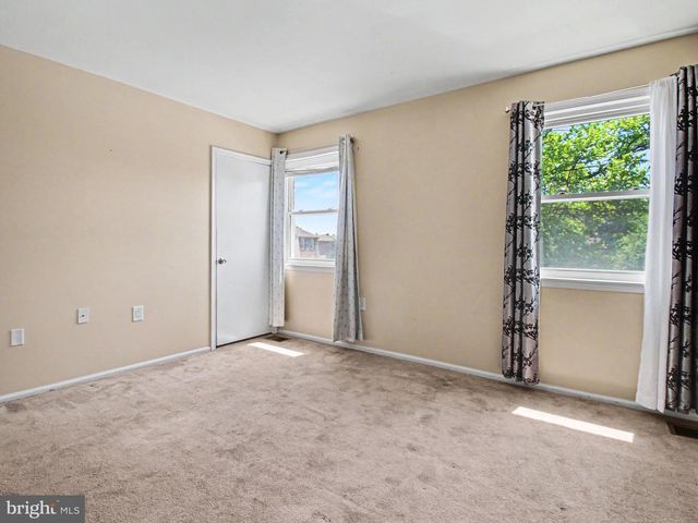 17918 HICKORY LN, Hagerstown, MD 21740