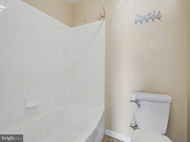 17918 HICKORY LN, Hagerstown, MD 21740