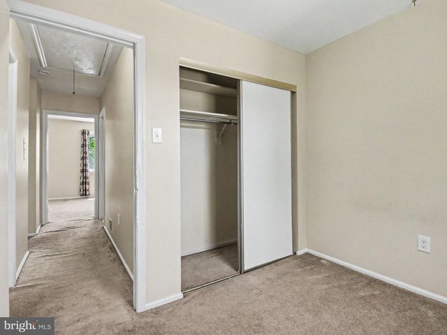 17918 HICKORY LN, Hagerstown, MD 21740