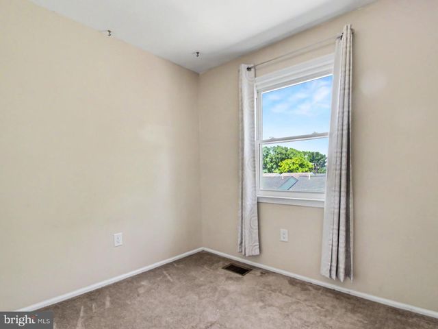 17918 HICKORY LN, Hagerstown, MD 21740