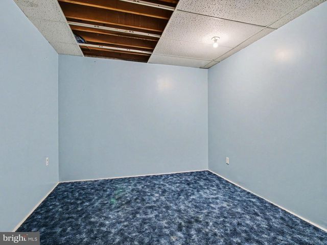 17918 HICKORY LN, Hagerstown, MD 21740