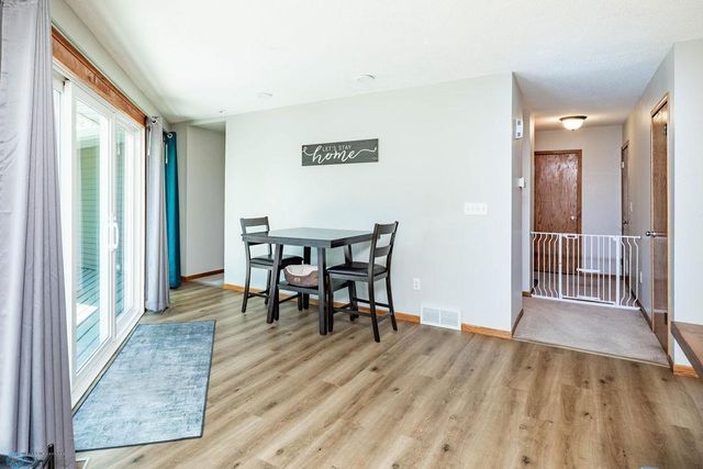105 5th Avenue W, West Fargo, ND 58078