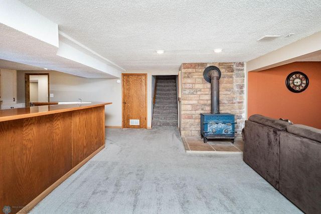 105 5th Avenue W, West Fargo, ND 58078