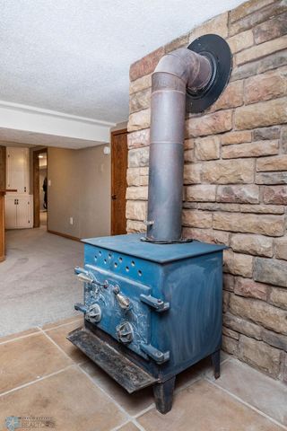 105 5th Avenue W, West Fargo, ND 58078