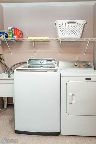 105 5th Avenue W, West Fargo, ND 58078