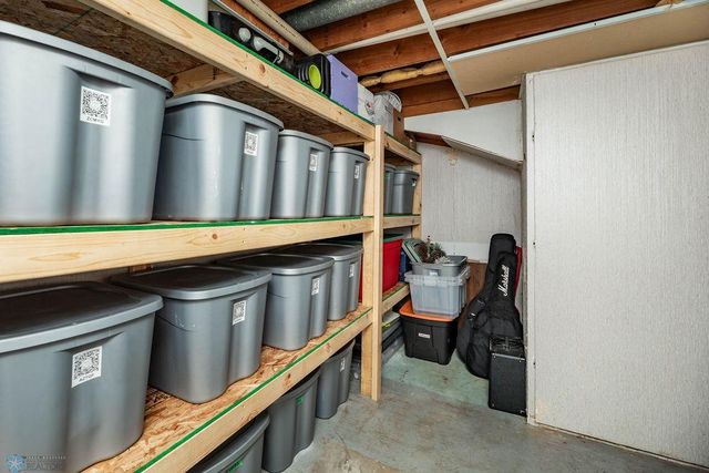 105 5th Avenue W, West Fargo, ND 58078