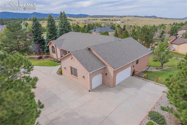 1660 Old Antlers Way, Monument, CO 80132