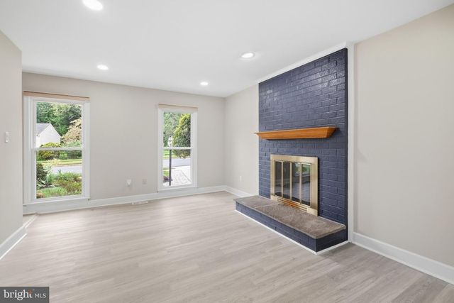 1492 HARWELL AVE, Crofton, MD 21114