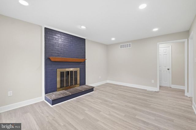 1492 HARWELL AVE, Crofton, MD 21114
