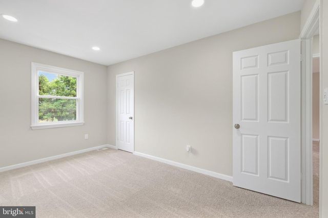 1492 HARWELL AVE, Crofton, MD 21114
