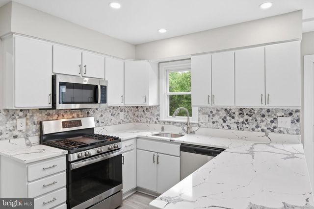 1492 HARWELL AVE, Crofton, MD 21114