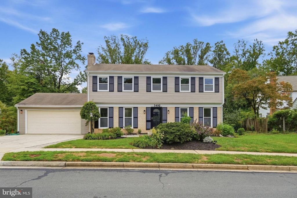 1492 HARWELL AVE, Crofton, MD 21114