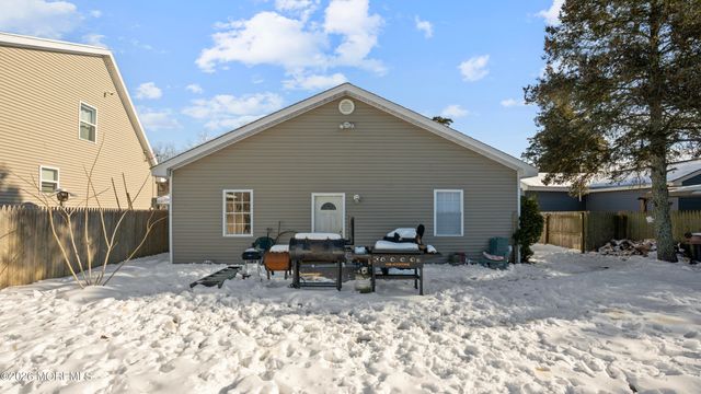 19 Cherry Street, Little Egg Harbor, NJ 08087