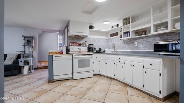 19 Cherry Street, Little Egg Harbor, NJ 08087