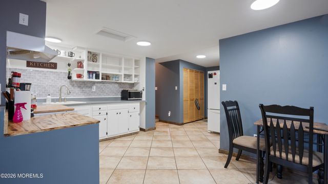 19 Cherry Street, Little Egg Harbor, NJ 08087