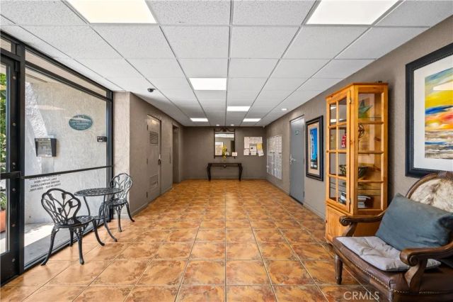 1919 E Beverly 205, Long Beach, CA 90802