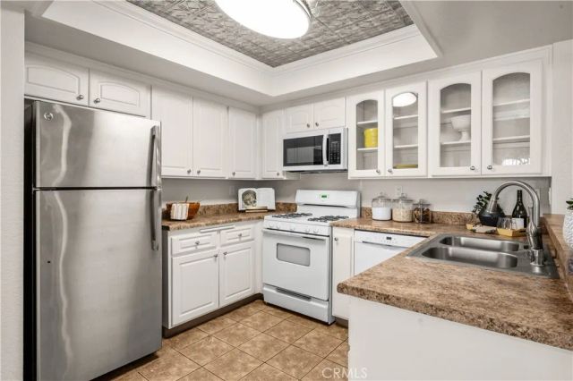 1919 E Beverly 205, Long Beach, CA 90802
