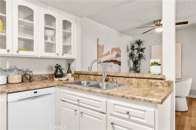 1919 E Beverly 205, Long Beach, CA 90802