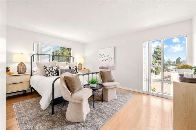 1919 E Beverly 205, Long Beach, CA 90802
