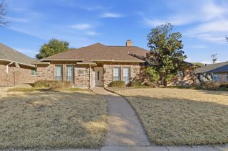 18516 Featherwood Drive, Dallas, TX 75252