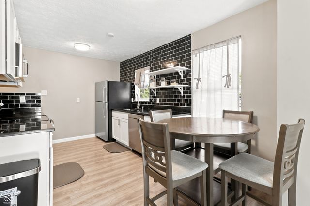 5305 E 19th Place, Indianapolis, IN 46218