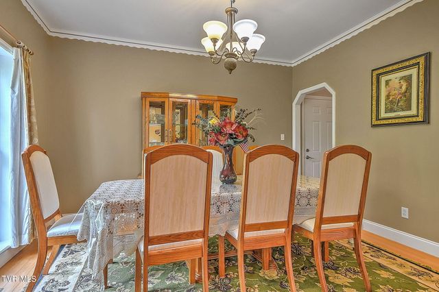 23047 Lone Eagle Drive, Bristol, VA 24202