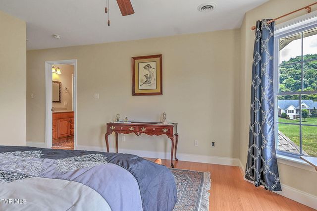 23047 Lone Eagle Drive, Bristol, VA 24202