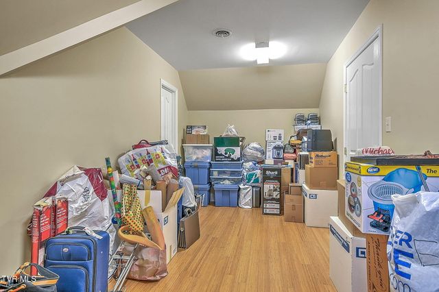 23047 Lone Eagle Drive, Bristol, VA 24202