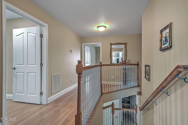 23047 Lone Eagle Drive, Bristol, VA 24202