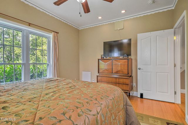23047 Lone Eagle Drive, Bristol, VA 24202