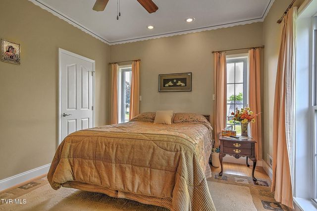 23047 Lone Eagle Drive, Bristol, VA 24202