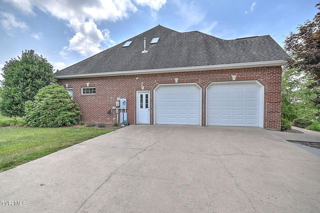 23047 Lone Eagle Drive, Bristol, VA 24202