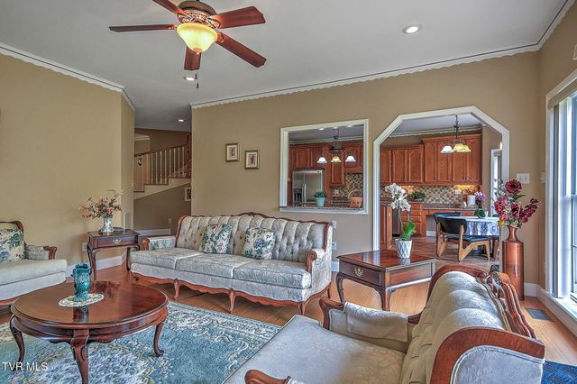 23047 Lone Eagle Drive, Bristol, VA 24202