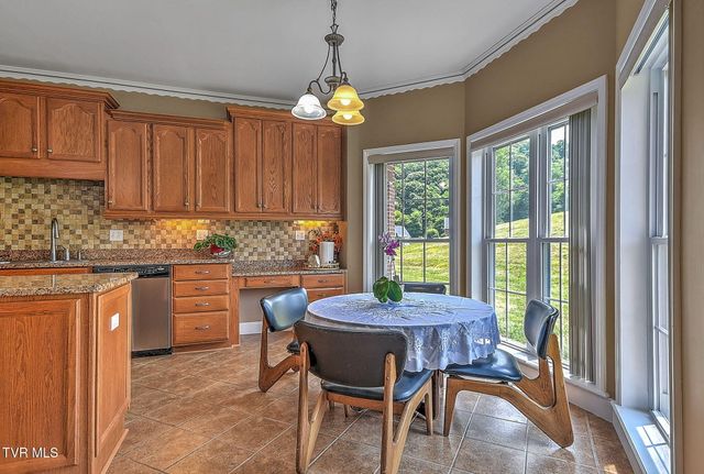 23047 Lone Eagle Drive, Bristol, VA 24202