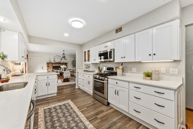 735 E Wabash AVENUE, Waukesha, WI 53186