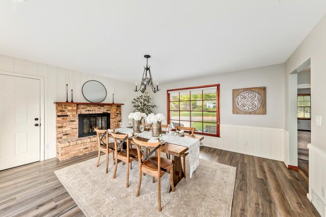 735 E Wabash AVENUE, Waukesha, WI 53186