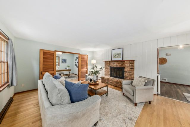 735 E Wabash AVENUE, Waukesha, WI 53186