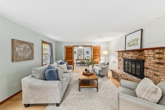 735 E Wabash AVENUE, Waukesha, WI 53186