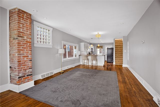 613 Doolittle Ave, Carnegie, PA 15106