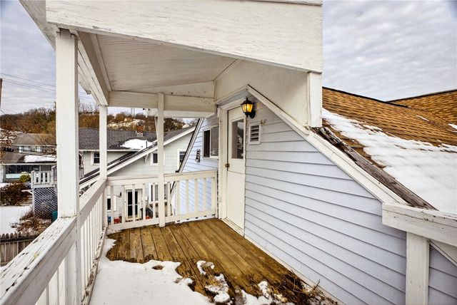 613 Doolittle Ave, Carnegie, PA 15106