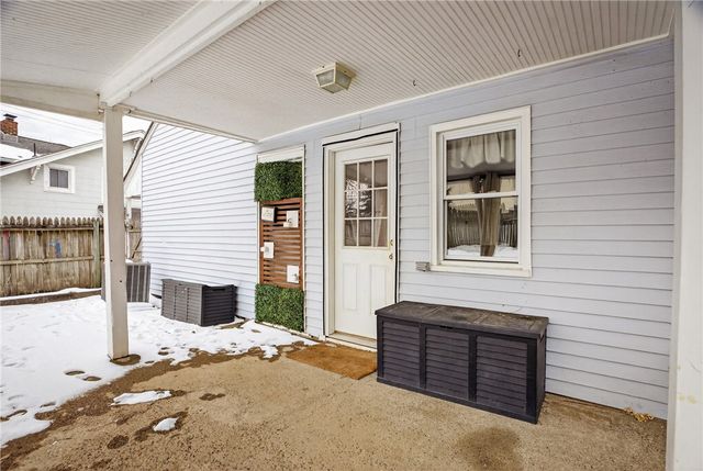 613 Doolittle Ave, Carnegie, PA 15106