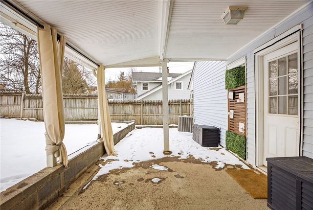 613 Doolittle Ave, Carnegie, PA 15106