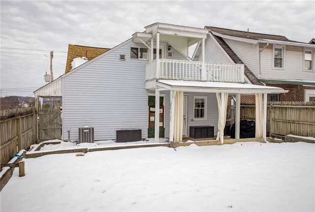 613 Doolittle Ave, Carnegie, PA 15106