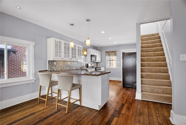 613 Doolittle Ave, Carnegie, PA 15106