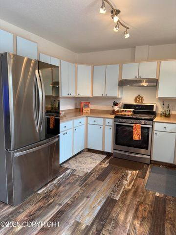 981 E Susitna Drive, Wasilla, AK 99654